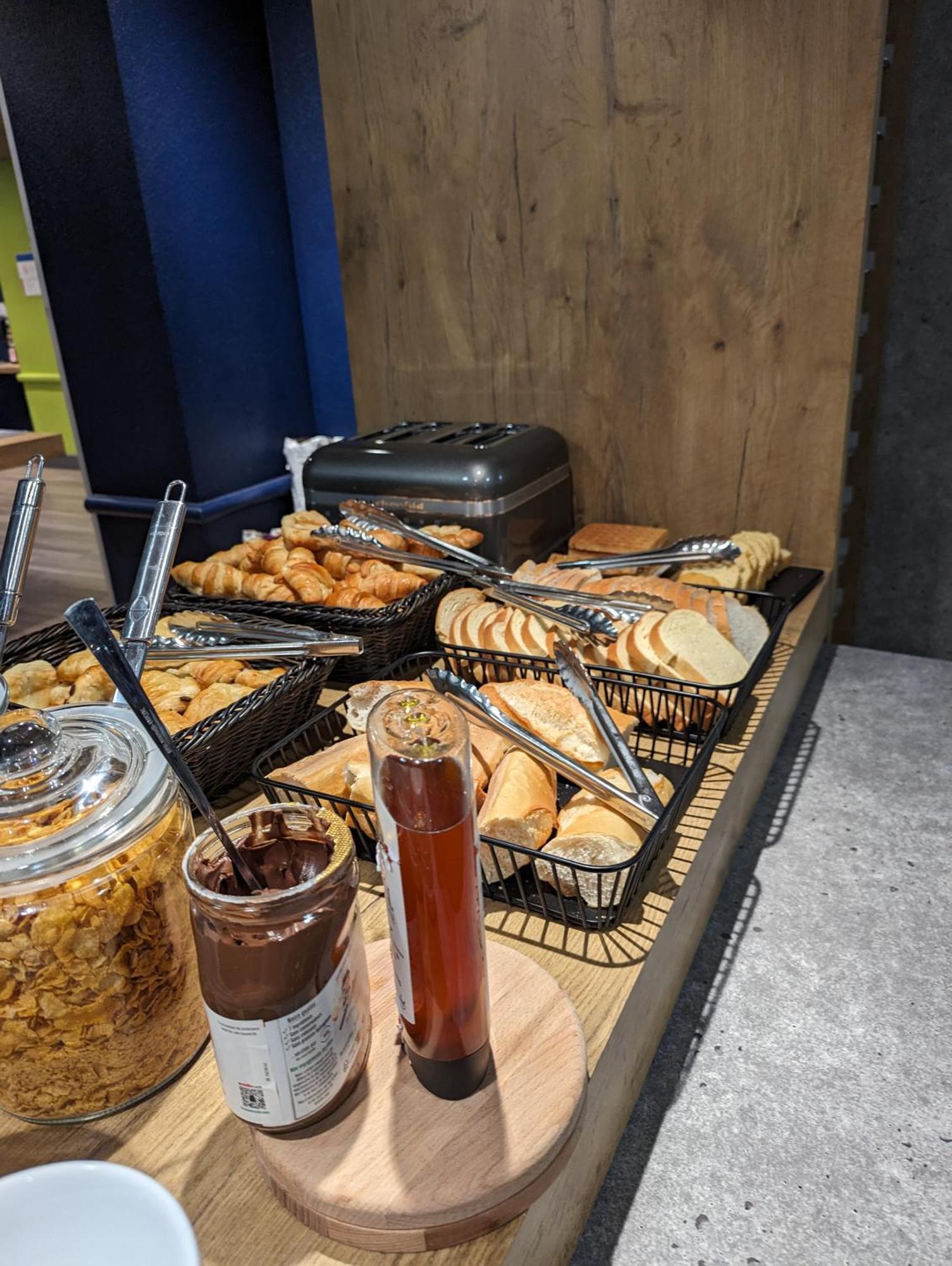 Ibis Budget Saint-Omer Centre Εξωτερικό φωτογραφία